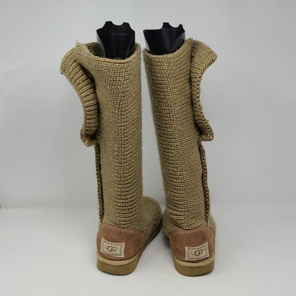 UGG Classic Cardy Button Detail Knit Boots Beige Size 7 - Picture 4 of 9